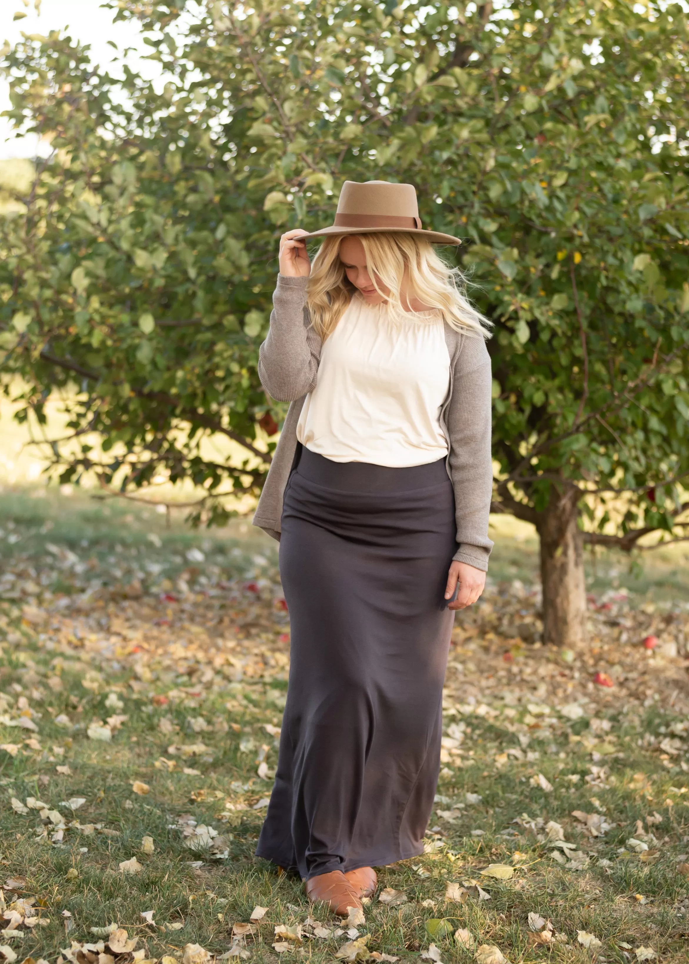 * Clarise Premium Knit Maxi Skirt Charcoal Store