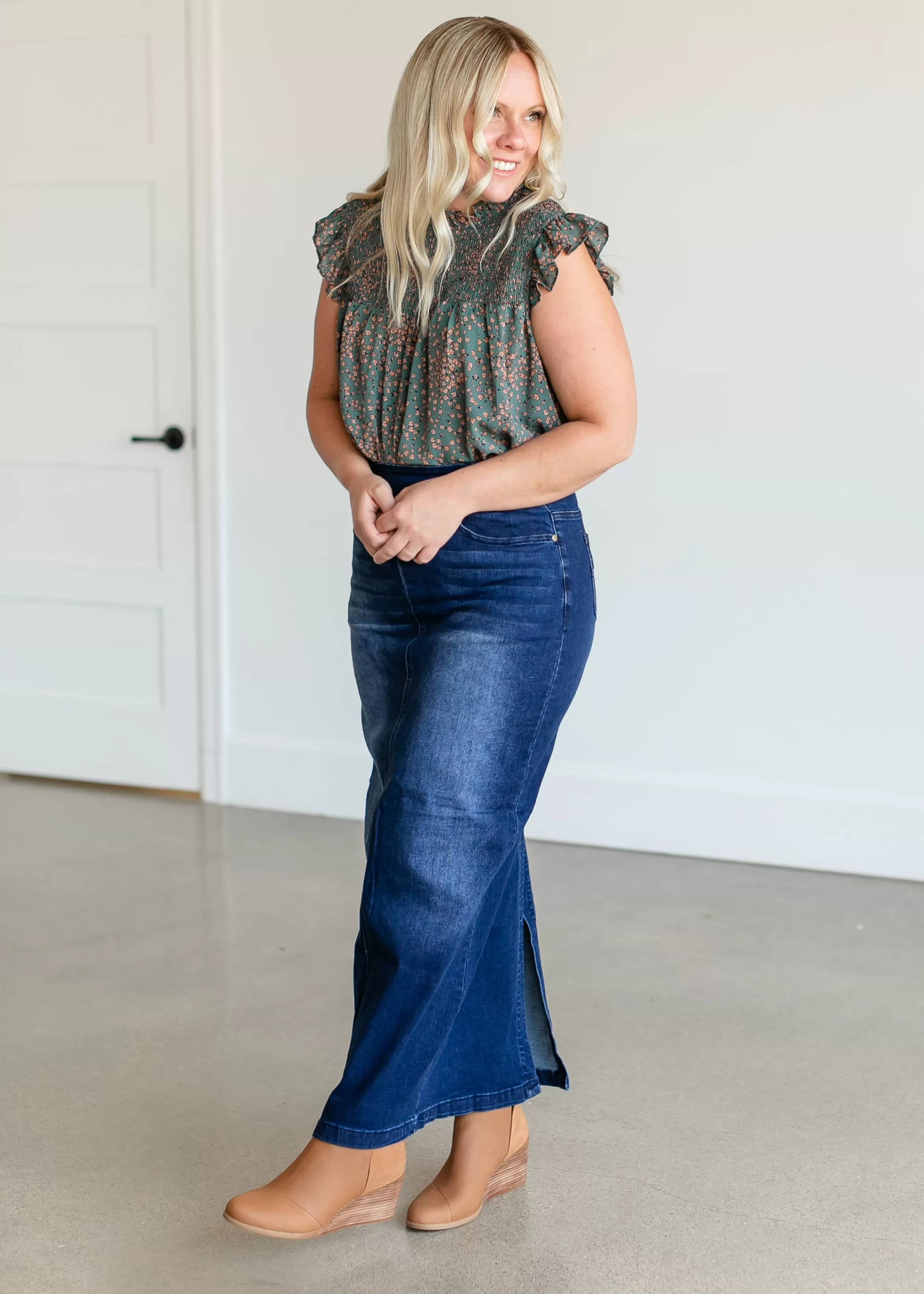 * Donna Dark Wash Long Denim Skirt Flash Sale