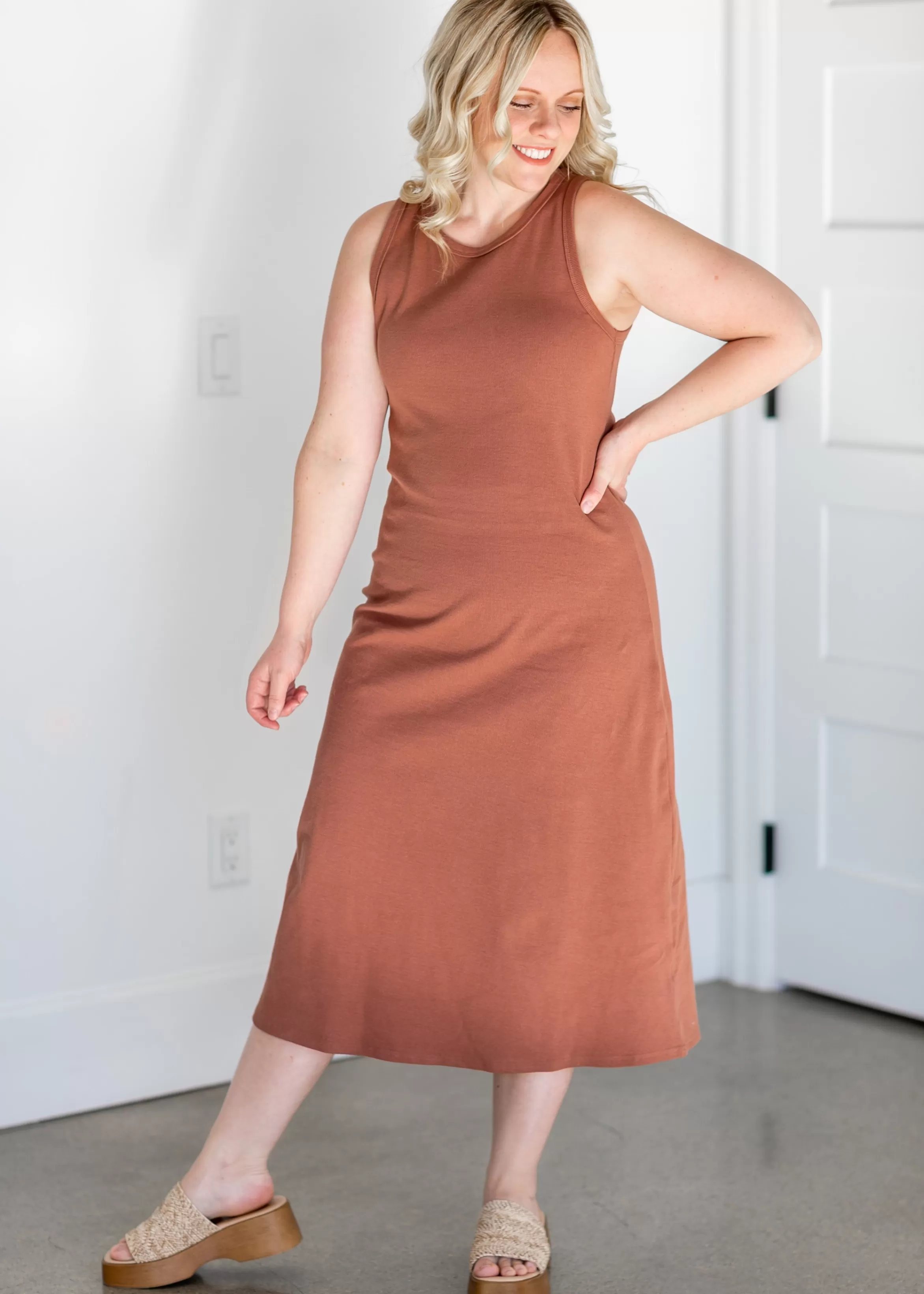 Mod Ref Ivette Sleeveless Ribbed Midi Dress Flash Sale