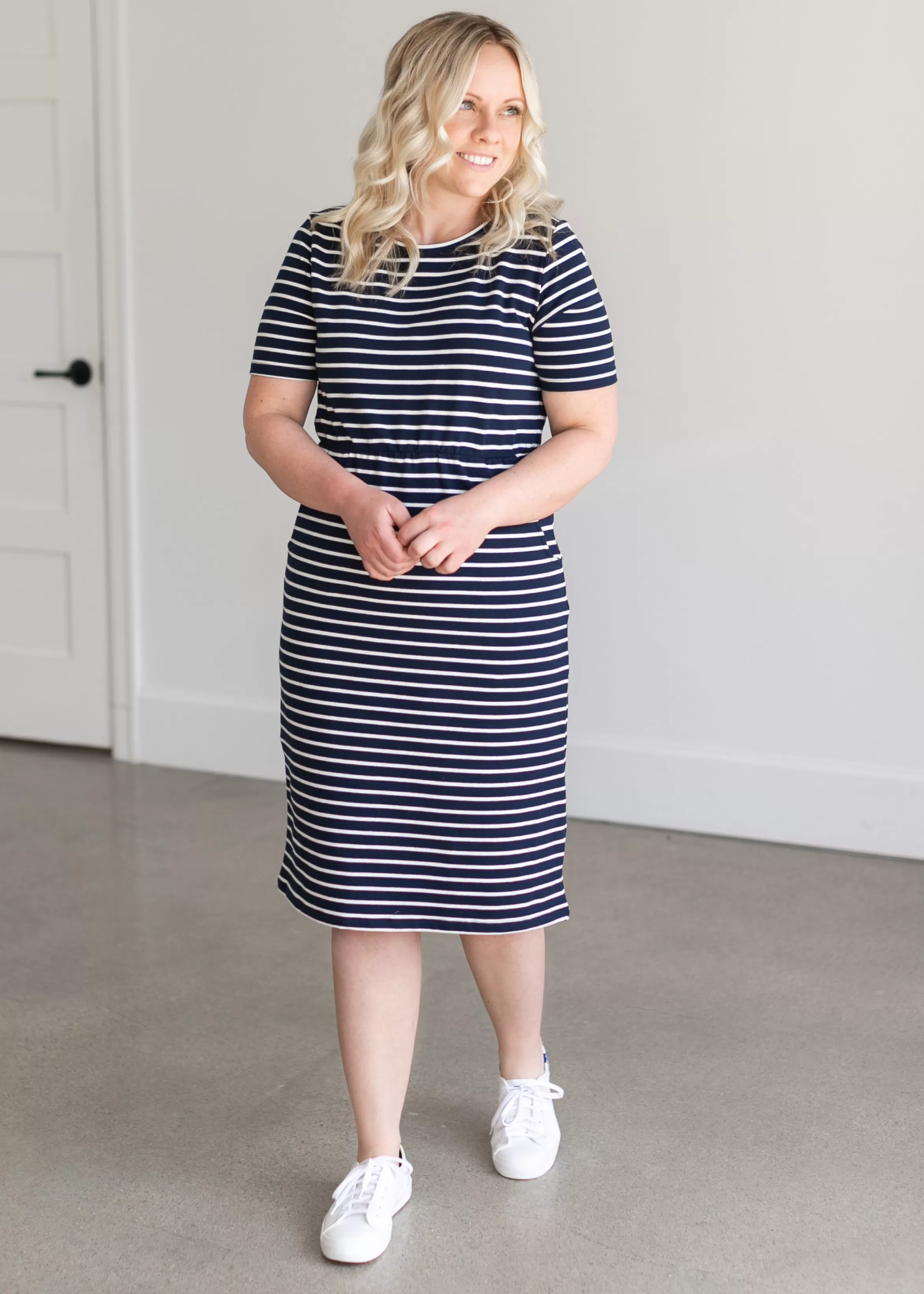 * Kristen Short Sleeve Midi Dress Flash Sale