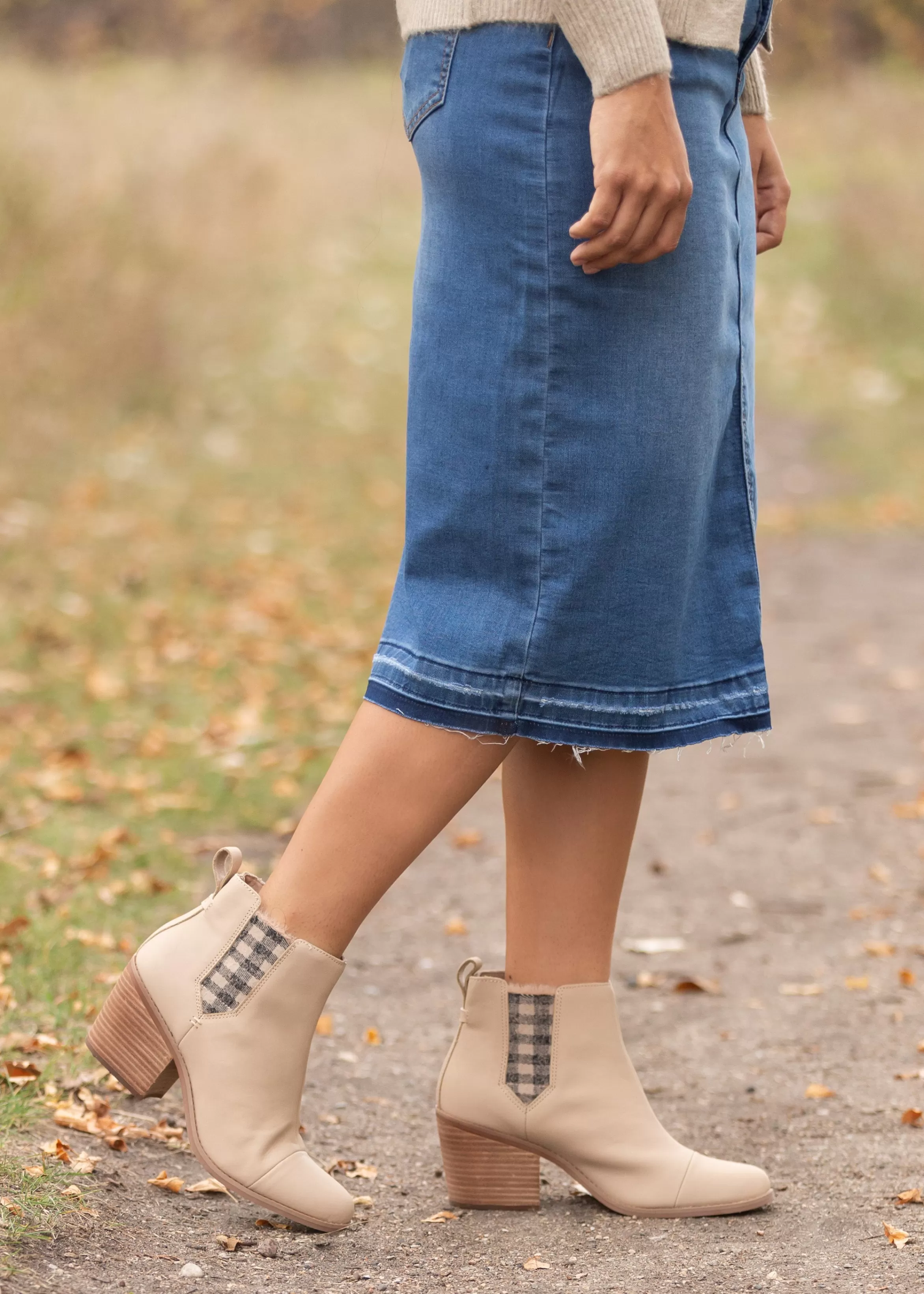 Toms ® Everly Taupe + Plaid Bootie Tan Flash Sale