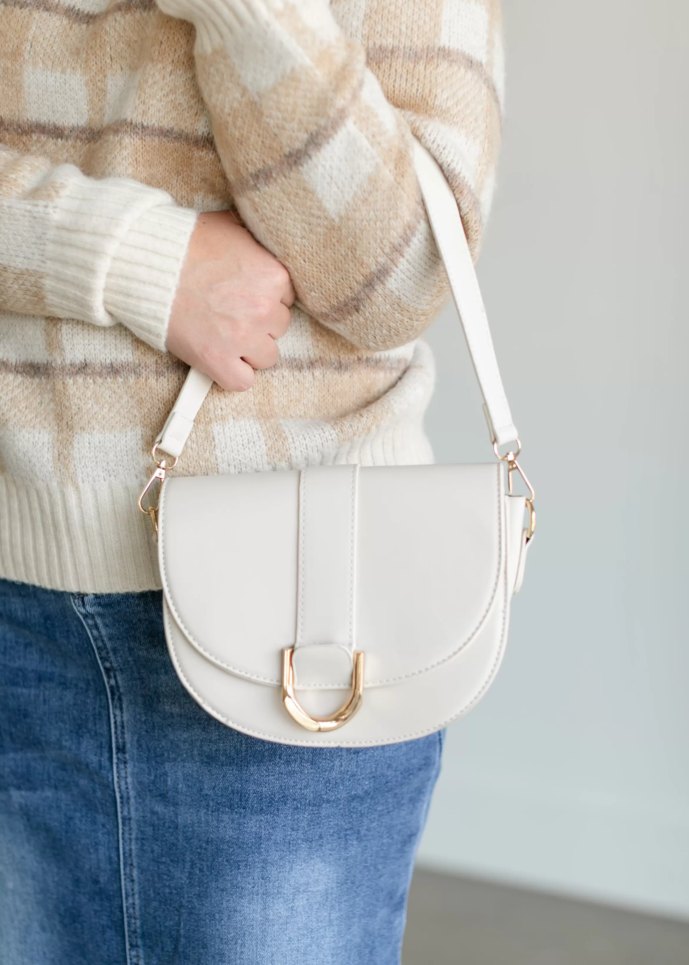 Jen & Co. Vegan Leather Ivory Saddle Bag Cheap